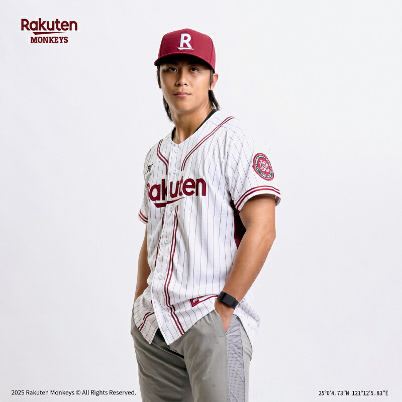 Rakuten Monkeys 主場球衣 (DV) 2
