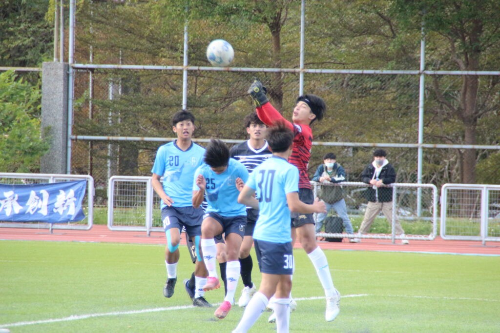 輔大瘋狂轟炸11比0輕取義守大學 球員逐漸成熟挑戰冠軍 輔大瘋狂轟炸11比0輕取義守大學 球員逐漸成熟挑戰冠軍