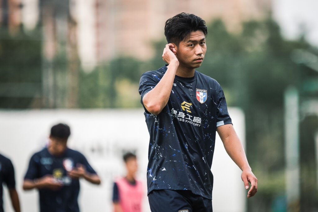 中華男足後防線換血 陳庭揚:保持自信就沒什麼困難的 中華男足後防線換血 陳庭揚:保持自信就沒什麼困難的