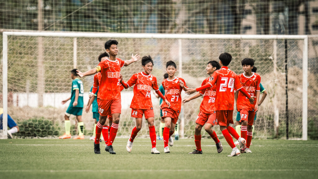 中學聯賽預賽三連勝 鳳西國中以踢進冠軍戰為目標 中學聯賽預賽三連勝 鳳西國中以踢進冠軍戰為目標