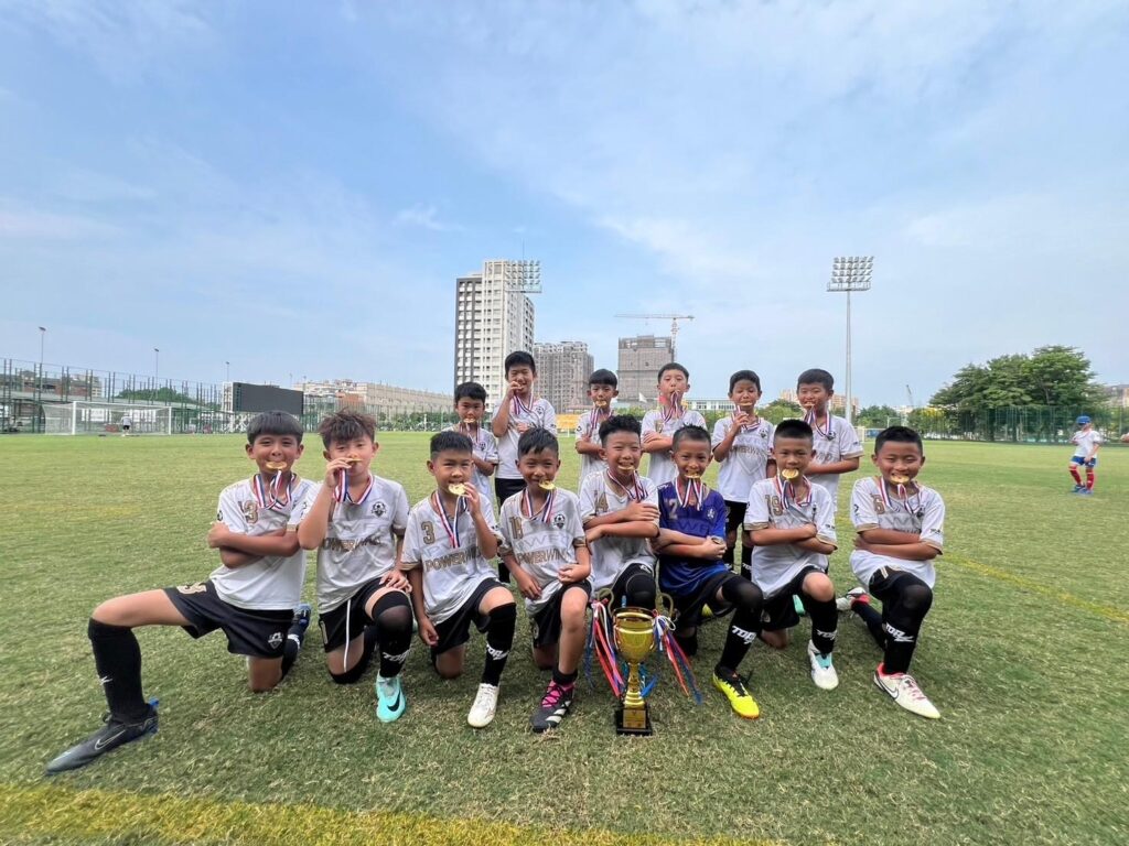 勝利聯賽全國總決賽冠軍出爐 PWFC奪得U8冠軍 勝利聯賽全國總決賽冠軍出爐 PWFC奪得U8冠軍