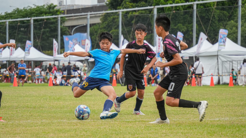 夢幻足球隊「許孩子美麗足球夢」 大學長回歸率隊參與YAMAHA CUP 夢幻足球隊「許孩子美麗足球夢」 大學長回歸率隊參與YAMAHA CUP
