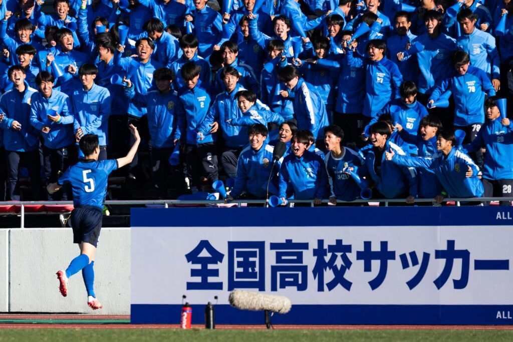 來自球門底線的視角：第104屆日本高校全國足球選手權大會