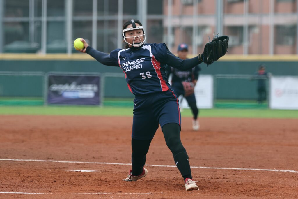 069A6533